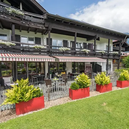 فندق Garni Gerberhof ***s